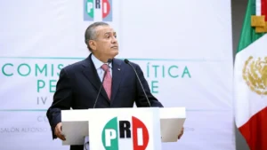 Con leyes adecuadas, México sí puede enfrentar el problema de personas desaparecidas: Beltrones